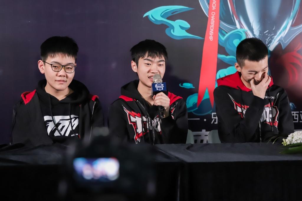 Scout新星关键助攻表现惊艳，老鹰未来可期！